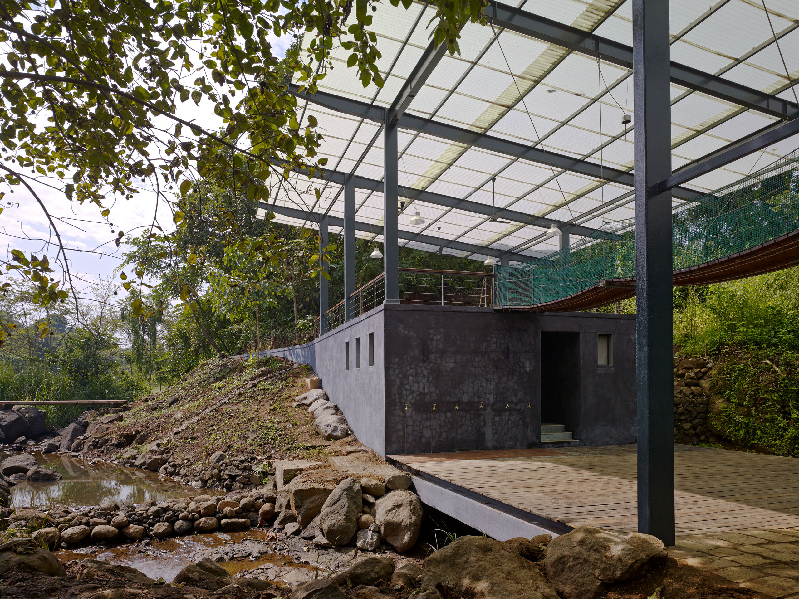 E13461 Alpa 040836 j2560